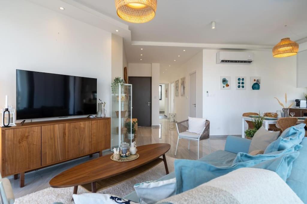Thalassa 2-Bedroom Apartment In Lárnaca Exterior foto